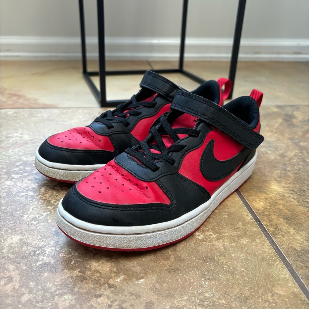 Kids Low Dunk Black Red Sz 3